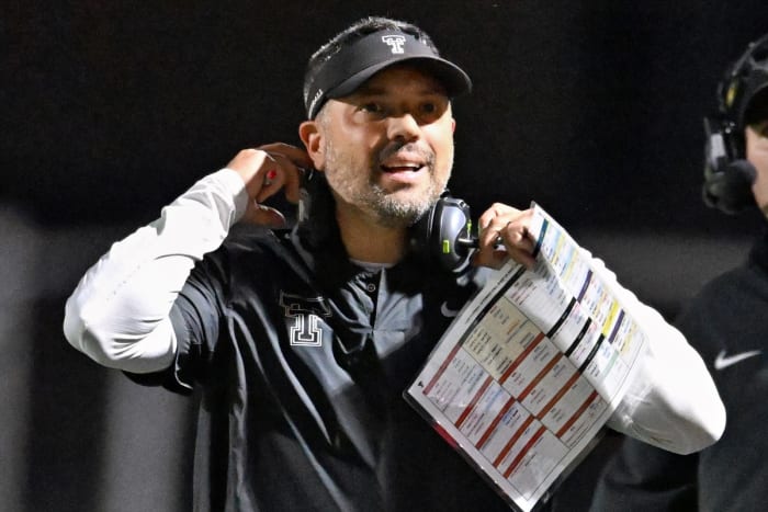 a West Linn Tualatin football Oregon October 5 2023 Leon Neuschwander 33